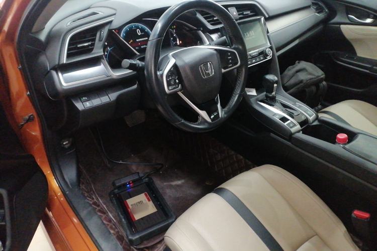 Used Honda Civic 2016 220TURBO CVT Prestige Edition Interior 2