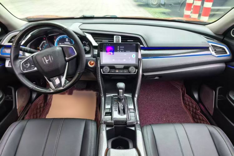 Used Honda Civic 2016 220TURBO CVT Luxury Edition Interior 2