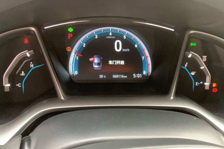 Used Honda Civic 2016 220TURBO CVT Prestige Edition Odometer Close Up