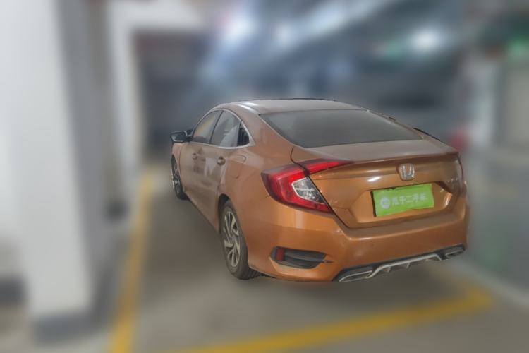 Used Honda Civic 2016 220TURBO CVT Luxury Edition Rear Left 45 Deg