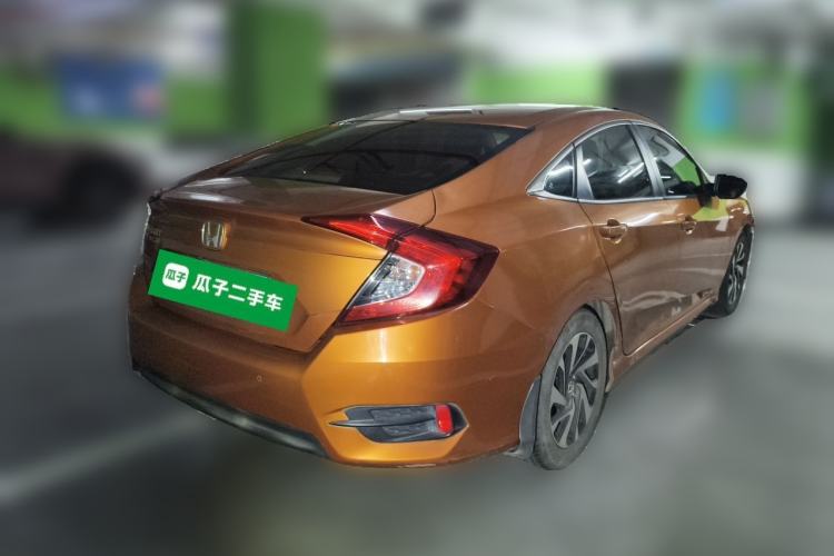 Used Honda Civic 2016 220TURBO CVT Luxury Edition Rear Right 45 Deg