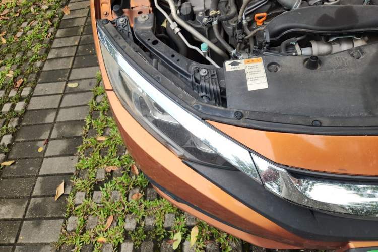 Used Honda Civic 2016 220TURBO CVT Luxury Edition Right Front Headlight