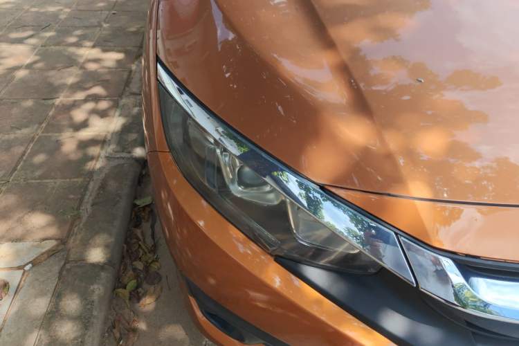 Used Honda Civic 2016 220TURBO CVT Luxury Edition Right Front Headlight