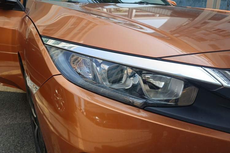 Used Honda Civic 2016 220TURBO CVT Luxury Edition Right Front Headlight