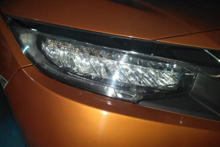 Used Honda Civic 2016 220TURBO CVT Prestige Edition Right Front Headlight