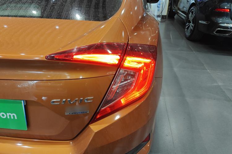 Used Honda Civic 2016 220TURBO CVT Luxury Edition Right Rear Taillight