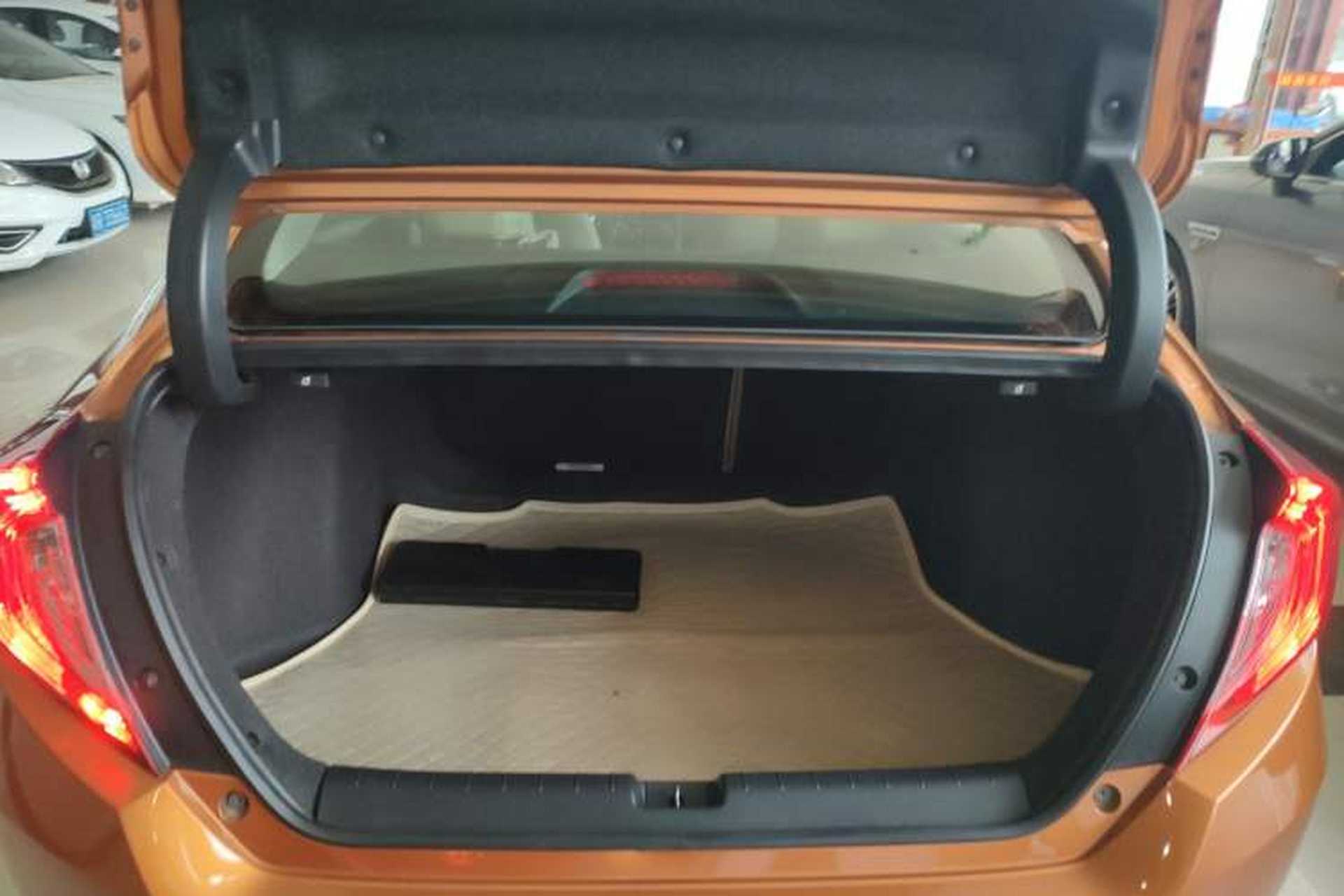 Used Honda Civic 2016 220TURBO CVT Prestige Edition Trunk