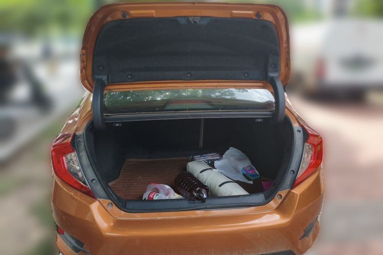 Used Honda Civic 2016 220TURBO CVT Prestige Edition Trunk