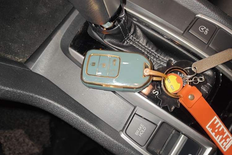 Used Honda Civic 2016 220TURBO CVT Luxury Edition Vehicle Key