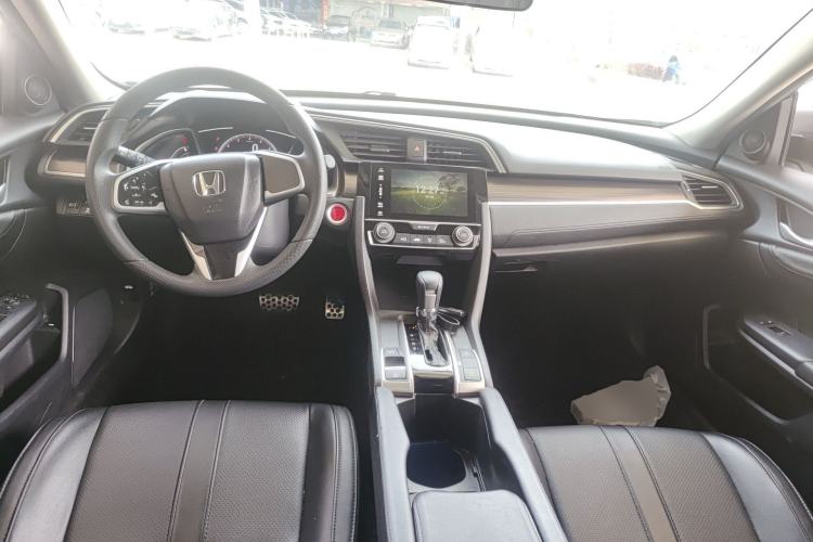 Used Honda Civic 2019 220TURBO CVT Dynamic Edition China VI Emission Standard Center Console