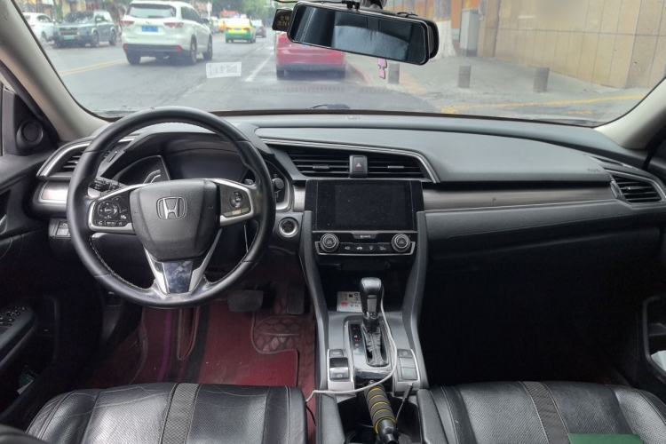 Used Honda Civic 2019 220TURBO CVT Power Edition China VI Emission Standard Center Console