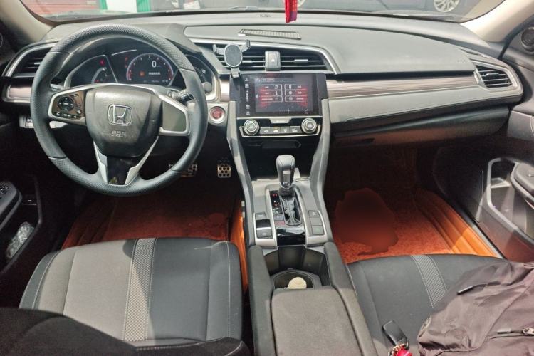 Used Honda Civic 2019 220TURBO CVT Dynamic Edition China VI Emission Standard Center Console