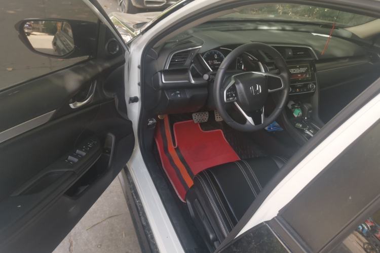 Used Honda Civic 2019 220TURBO CVT Dynamic Edition China VI Driver Seat