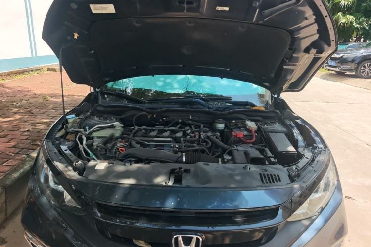Used Honda Civic 2019 220TURBO CVT Dynamic Edition China VI Engine Bay