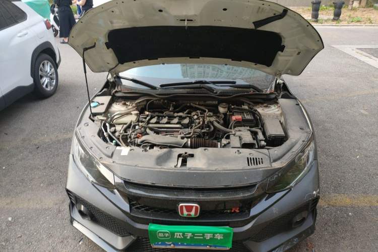 Used Honda Civic 2019 220TURBO CVT Dynamic Edition China V Emission Standard Engine Bay