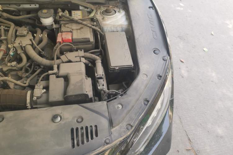 Used Honda Civic 2019 220TURBO CVT Dynamic Edition China VI Engine Bay Left