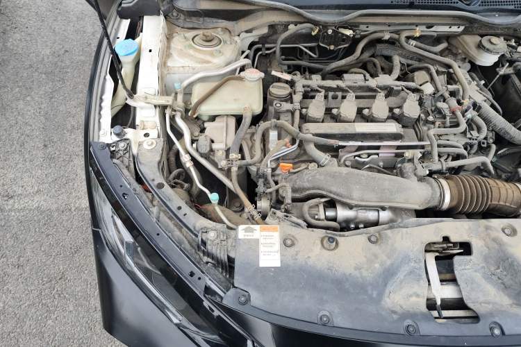 Used Honda Civic 2019 220TURBO CVT Dynamic Edition China VI Engine Bay Right
