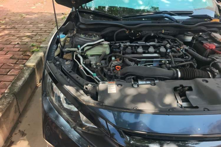 Used Honda Civic 2019 220TURBO CVT Dynamic Edition China VI Engine Bay Right