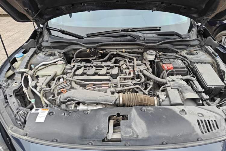 Used Honda Civic 2019 220TURBO CVT Dynamic Edition China VI Engine Bay