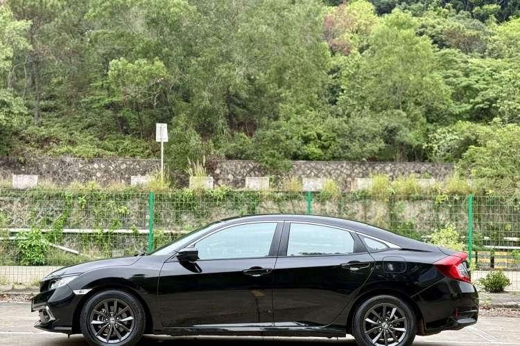 Used Honda Civic 2019 220TURBO CVT Dynamic Edition China VI Exterior 2