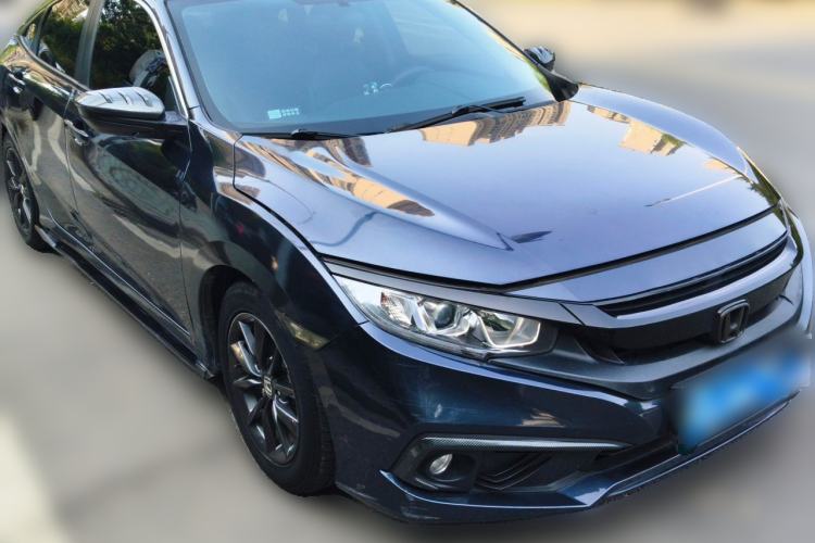 Used Honda Civic 2019 220TURBO CVT Dynamic Edition China VI Front Right 45 Deg