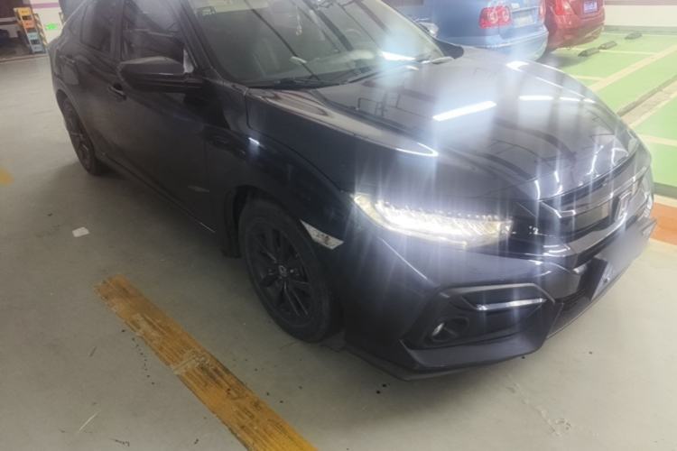 Used Honda Civic 2019 220TURBO CVT Dynamic Edition China VI Front Right 45 Deg