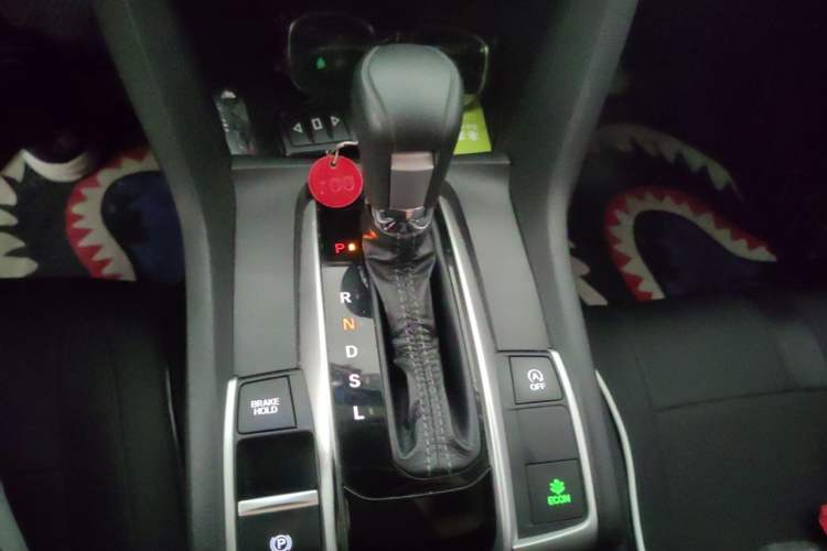 Used Honda Civic 2019 220TURBO CVT Dynamic Edition China VI Gear Lever