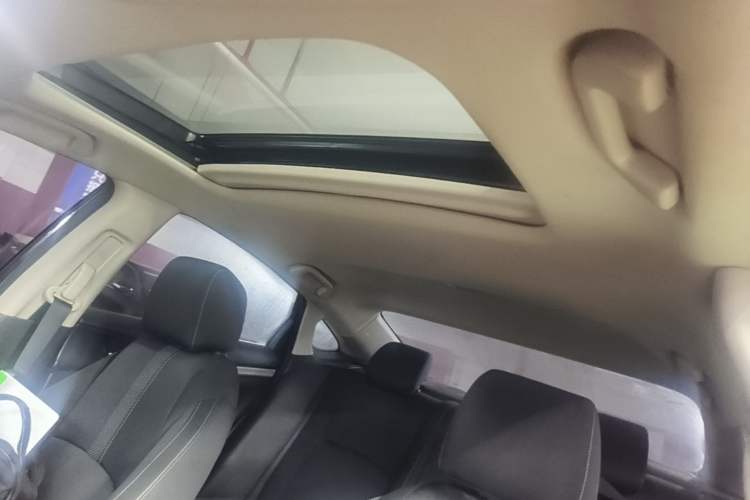 Used Honda Civic 2019 220TURBO CVT Dynamic Edition China VI Headliner