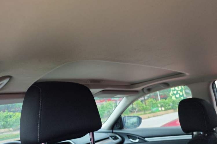 Used Honda Civic 2019 220TURBO CVT Dynamic Edition China VI Headliner