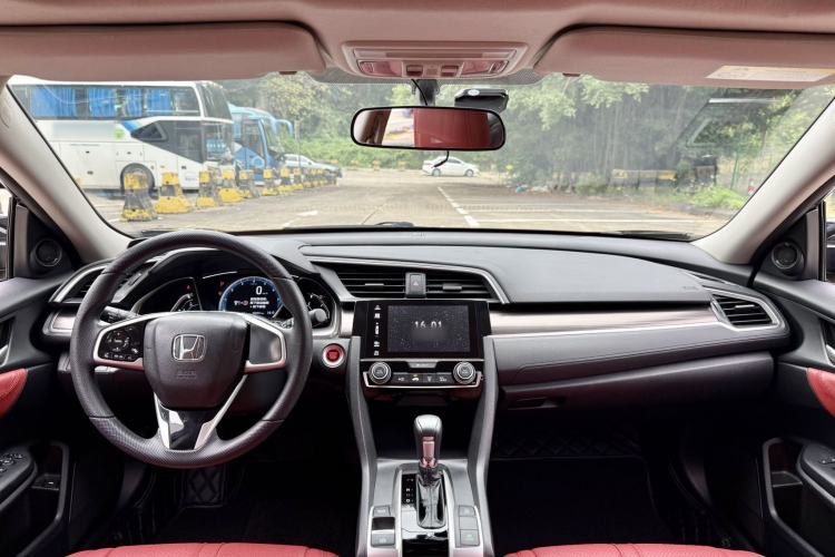 Used Honda Civic 2019 220TURBO CVT Dynamic Edition China VI Interior 2