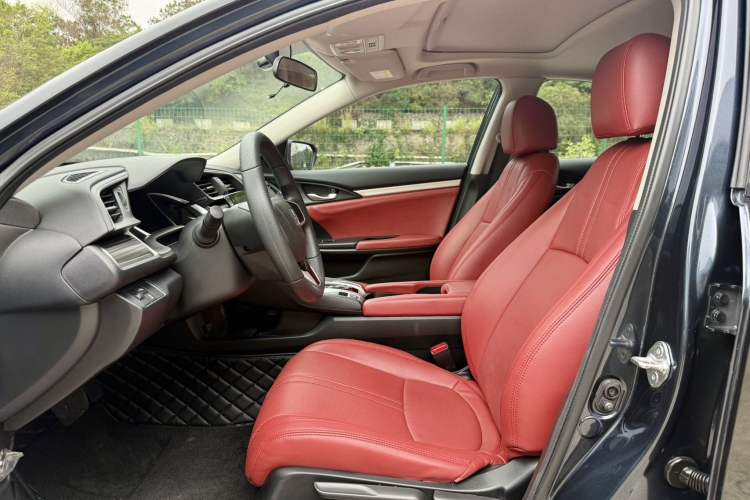 Used Honda Civic 2019 220TURBO CVT Dynamic Edition China VI Interior 6