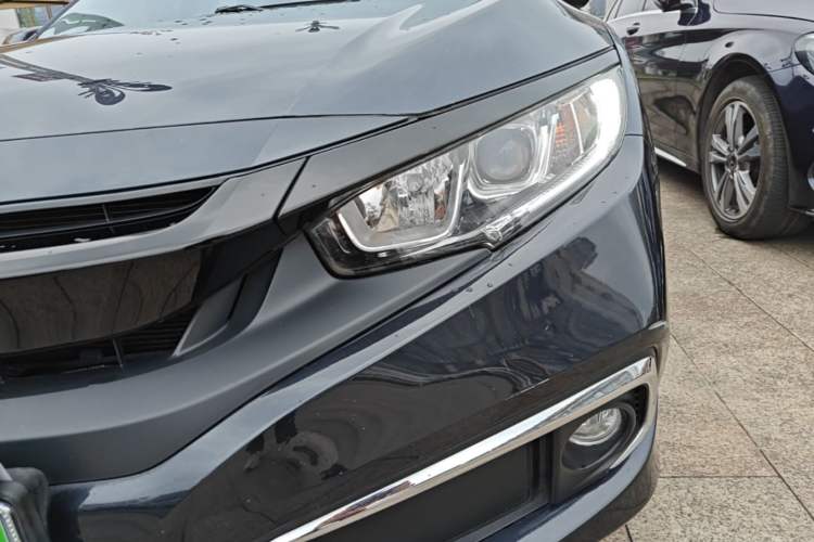 Used Honda Civic 2019 220TURBO CVT Dynamic Edition China VI Left Front Headlight