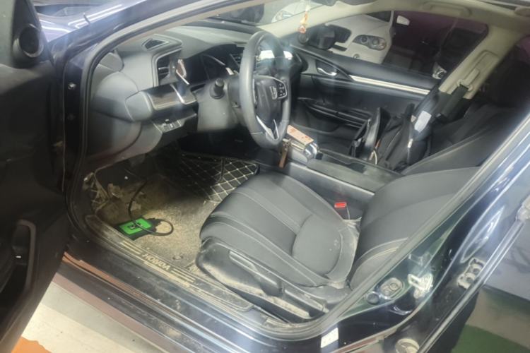 Used Honda Civic 2019 220TURBO CVT Dynamic Edition China VI Left Front Seat