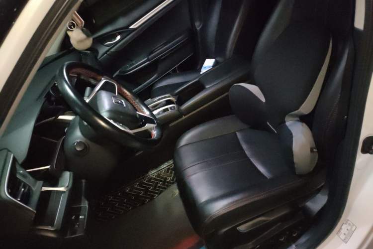 Used Honda Civic 2019 220TURBO CVT Dynamic Edition China V Emission Standard Left Front Seat
