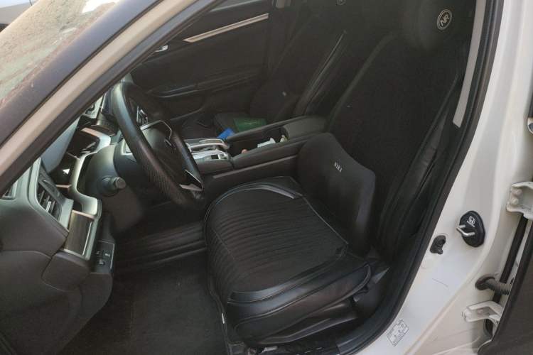 Used Honda Civic 2019 220TURBO CVT Dynamic Edition China V Emission Standard Left Front Seat
