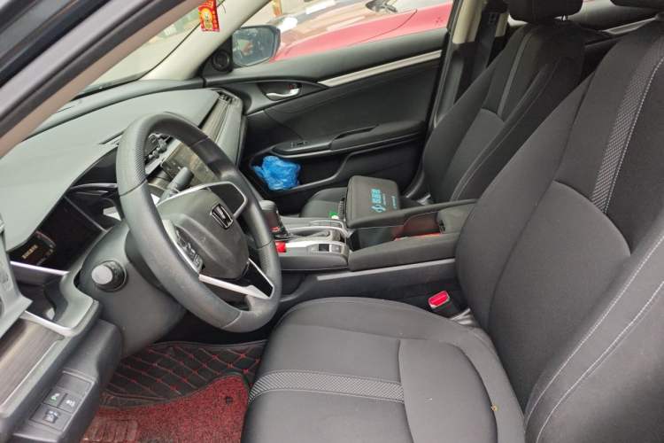 Used Honda Civic 2019 220TURBO CVT Dynamic Edition China VI Left Front Seat