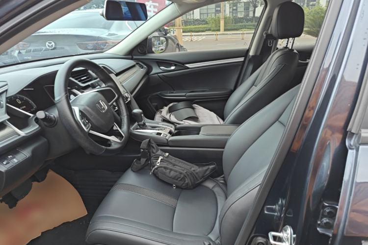 Used Honda Civic 2019 220TURBO CVT Dynamic Edition China VI Left Front Seat