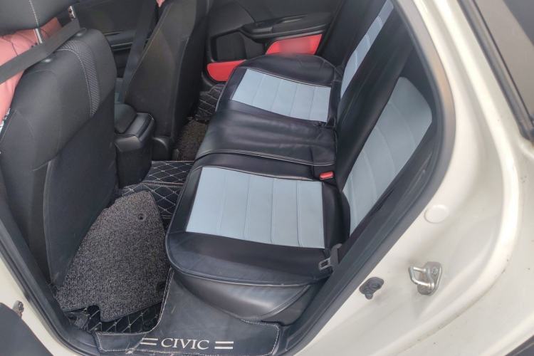 Used Honda Civic 2019 220TURBO CVT Dynamic Edition China V Emission Standard Left Rear Seat
