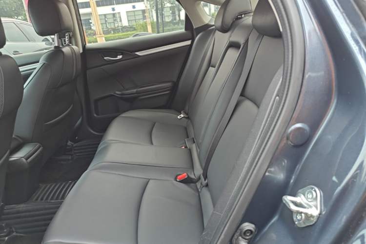 Used Honda Civic 2019 220TURBO CVT Dynamic Edition China VI Left Rear Seat