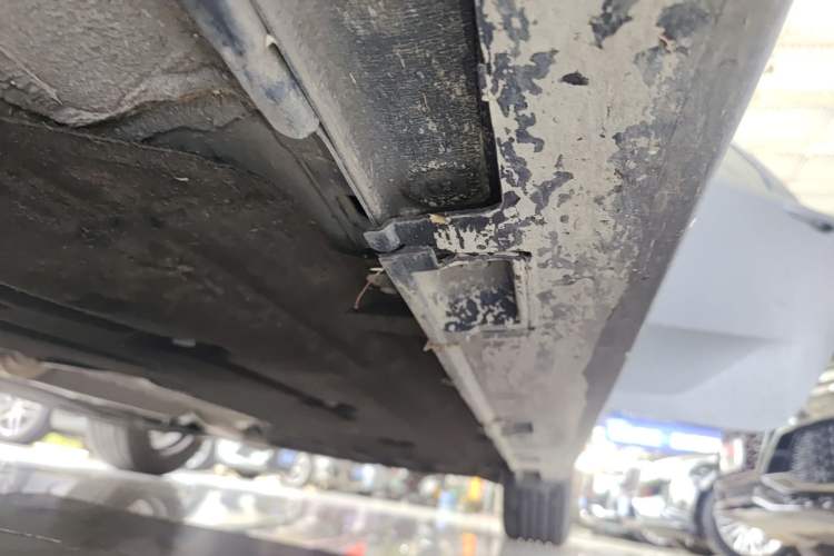 Used Honda Civic 2019 220TURBO CVT Dynamic Edition China VI Emission Standard Left Side Sill
