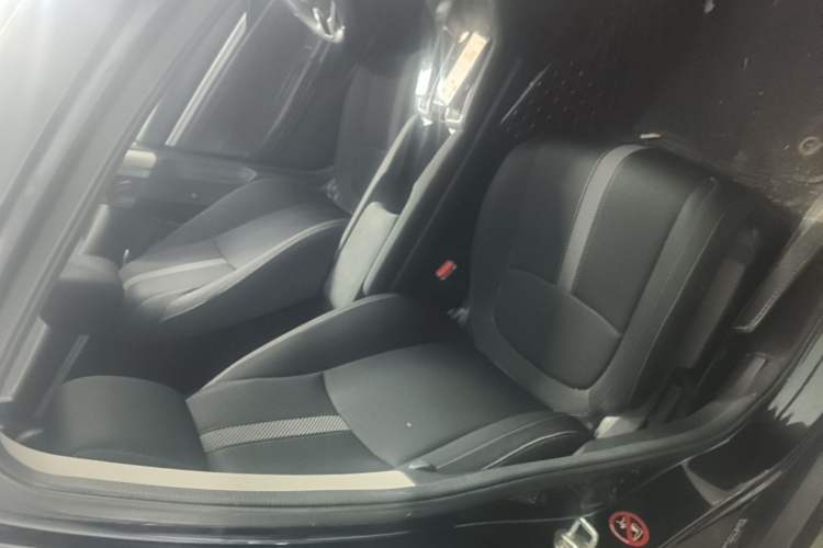 Used Honda Civic 2019 220TURBO CVT Dynamic Edition China VI Right Front Seat