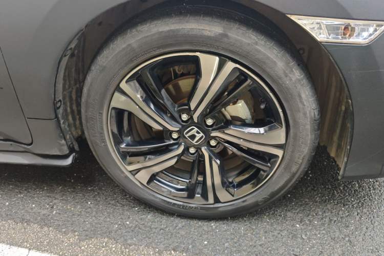 Used Honda Civic 2019 220TURBO CVT Dynamic Edition China VI Emission Standard Right Front Wheel Hub