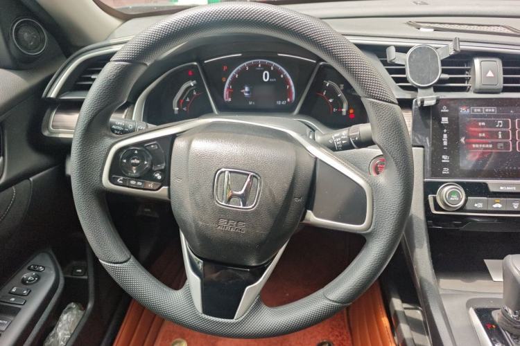 Used Honda Civic 2019 220TURBO CVT Dynamic Edition China VI Emission Standard Steering Wheel