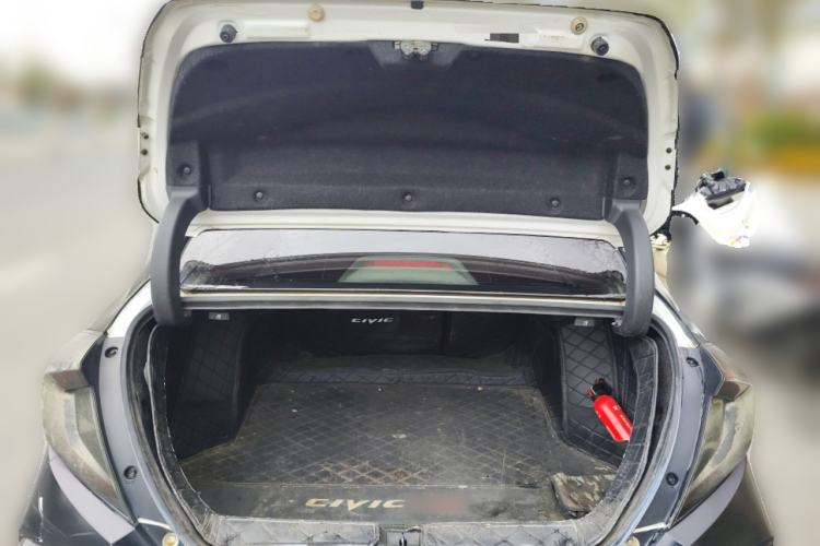 Used Honda Civic 2019 220TURBO CVT Dynamic Edition China VI Trunk