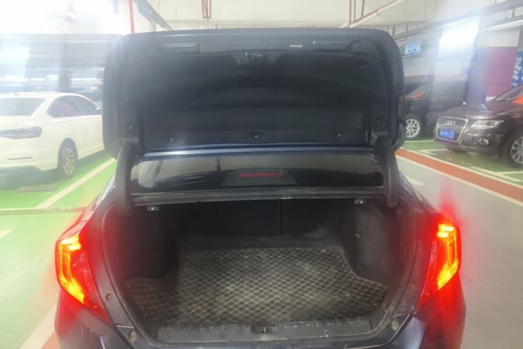 Used Honda Civic 2019 220TURBO CVT Dynamic Edition China VI Trunk