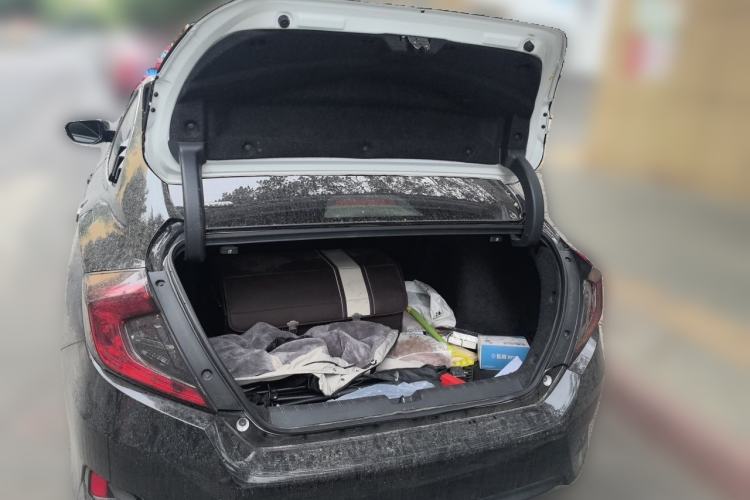 Used Honda Civic 2019 220TURBO CVT Power Edition China VI Emission Standard Trunk