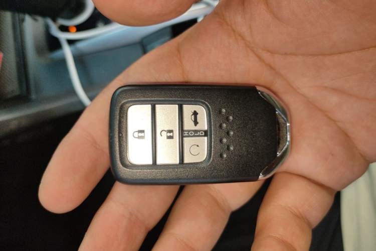 Used Honda Civic 2019 220TURBO CVT Dynamic Edition China V Emission Standard Vehicle Key
