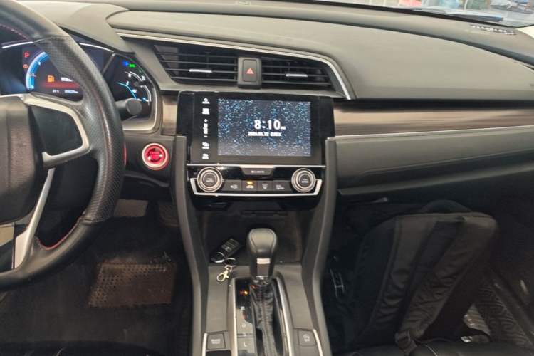 Used Honda Civic 2019 220TURBO CVT Dynamic Edition China VI Audio And AC Panel