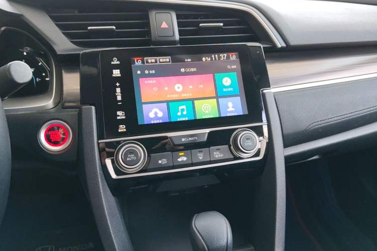 Used Honda Civic 2019 220TURBO CVT Dynamic Edition China VI Audio And AC Panel