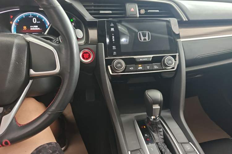 Used Honda Civic 2019 220TURBO CVT Dynamic Edition China VI Audio And AC Panel